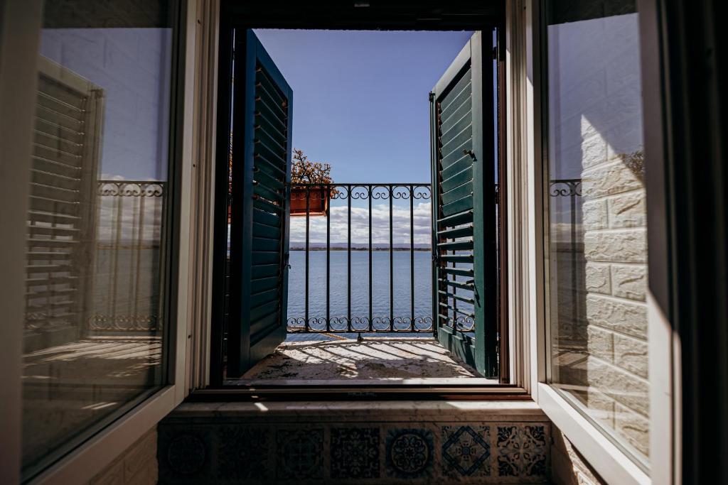 Appartamento Aretusa, sea view apartment in Ortigia, Sicily