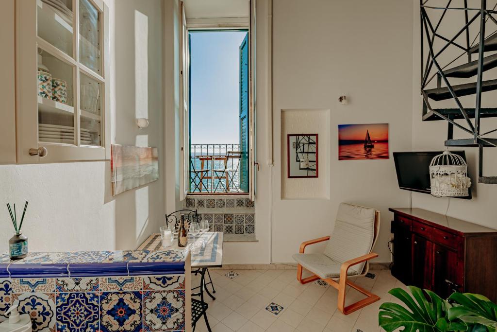 Appartamento Alfeo — Vista Mare, sea view apartment in Ortigia, Sicily