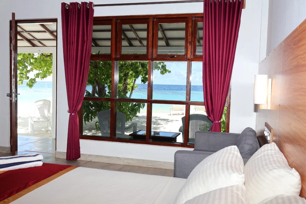 Romantic Beach Villa · Lagoon View Maldives